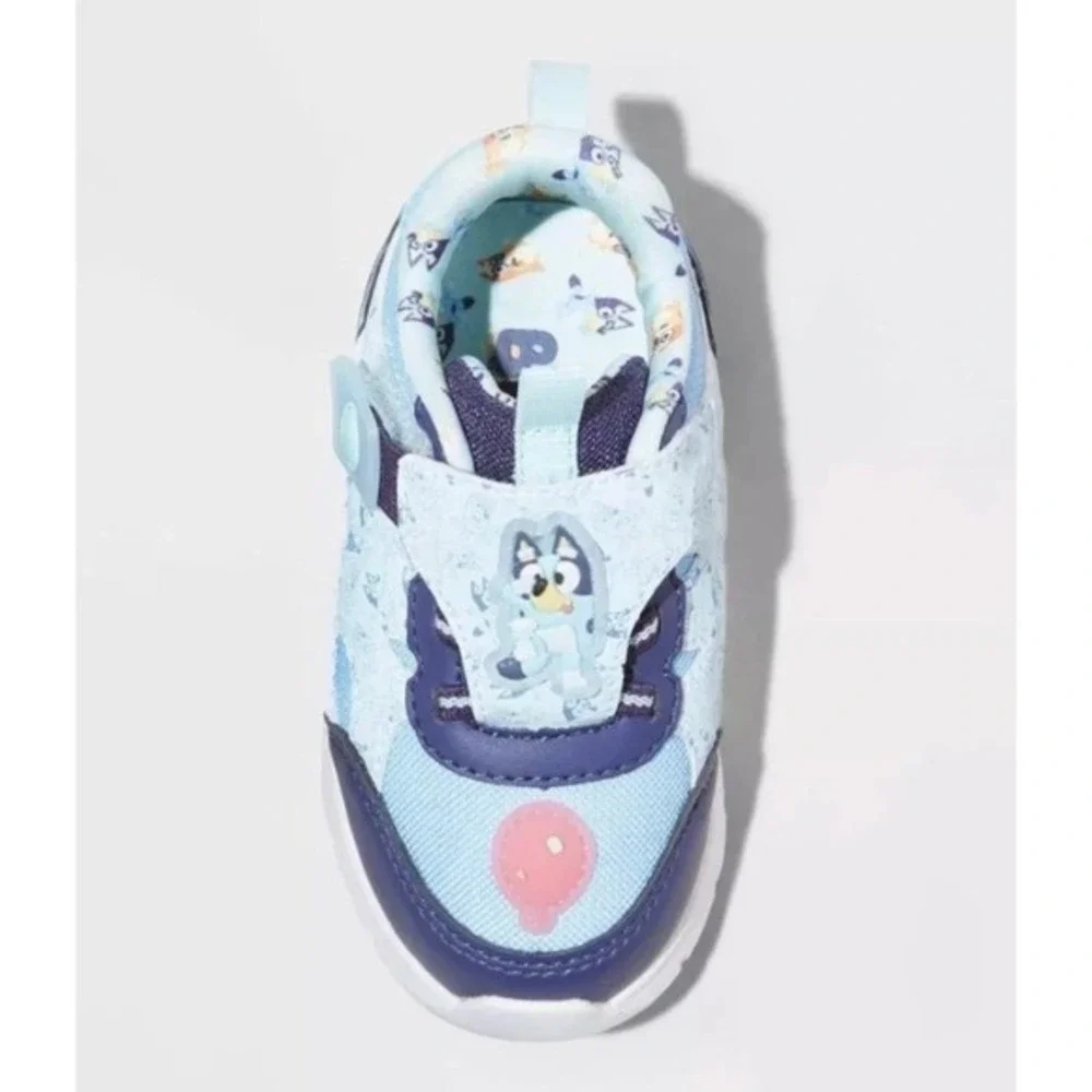 Toddler Boys Bluey Light-Up Sneakers Blue Size 12 New With Tags‎